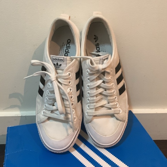Adidas Nizza mens! Like new! - Picture 3 of 11